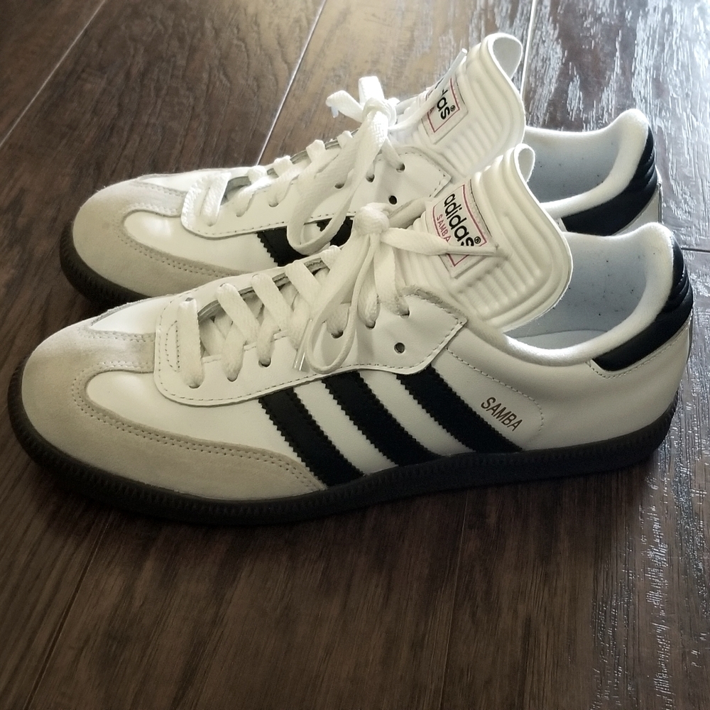 White Adidas Samba 🔥🔥🔥